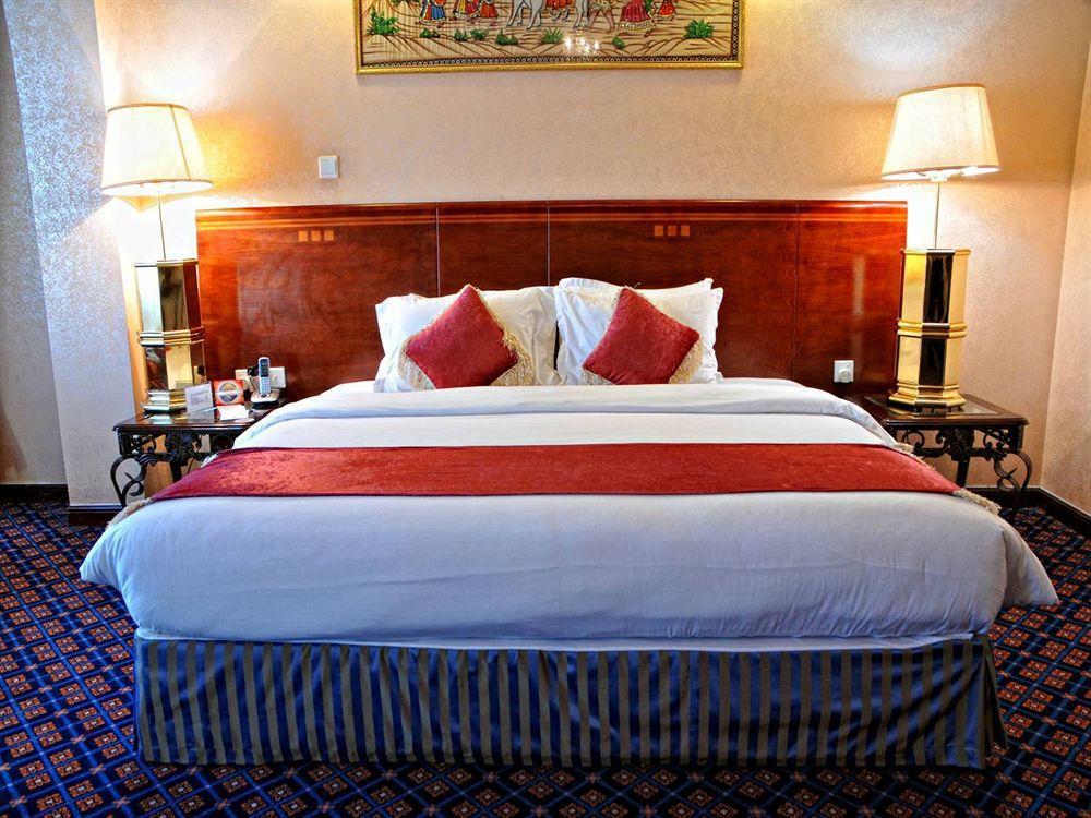 Ramee Guestline Hotel 3*