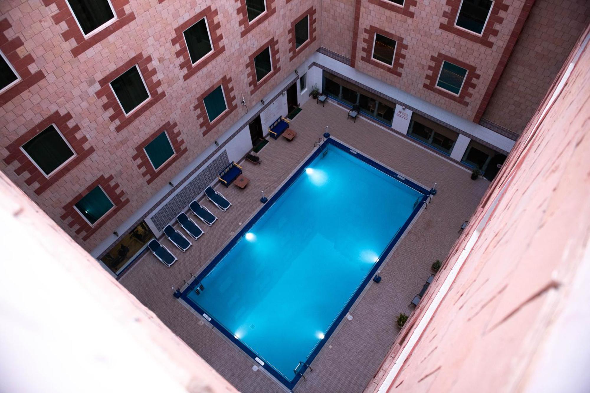 Ramee Guestline Hotel 3*