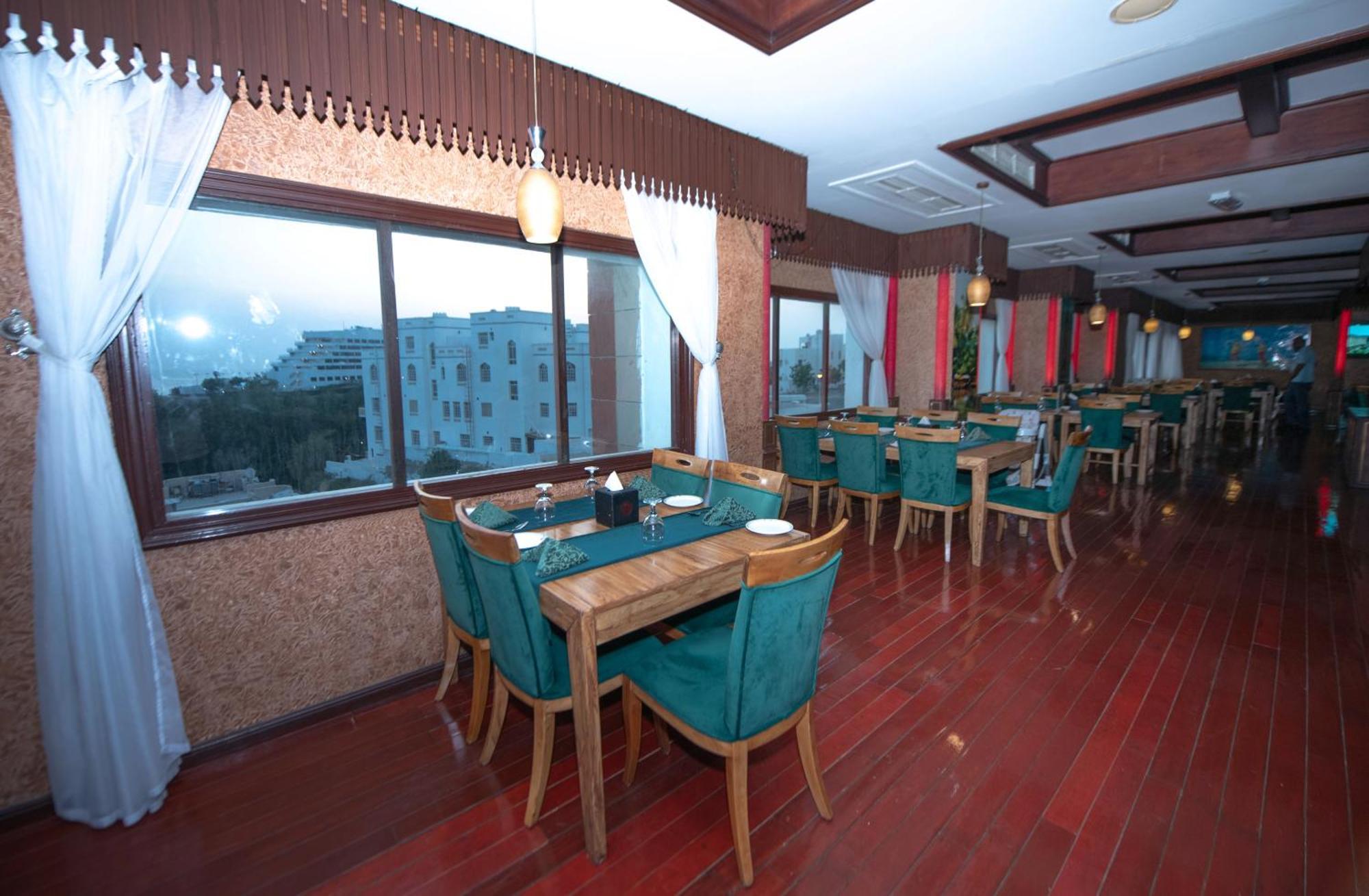 Ramee Guestline Hotel Muscat